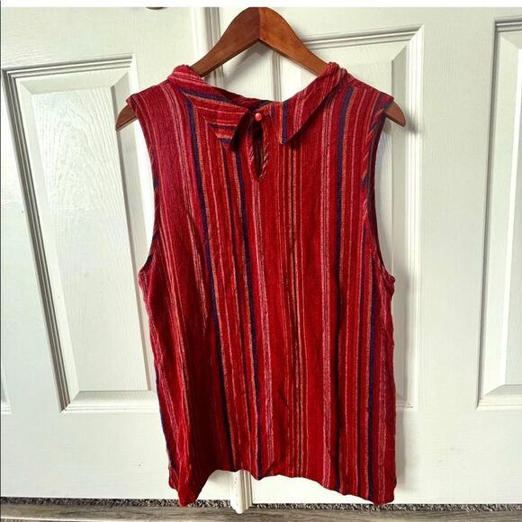 Monteau red striped collared sleeveless top - Picture 9 of 14